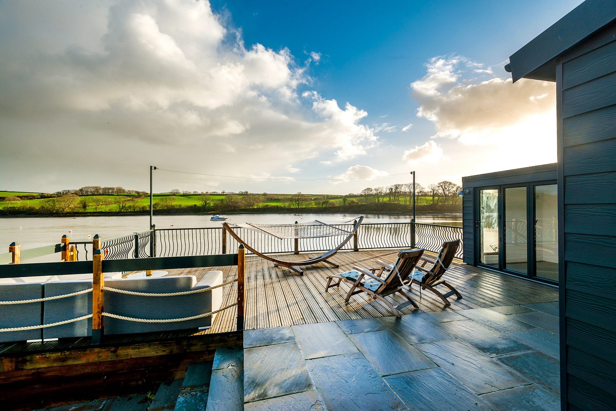 Ty Sherwood - Views of the Teifi Estuary